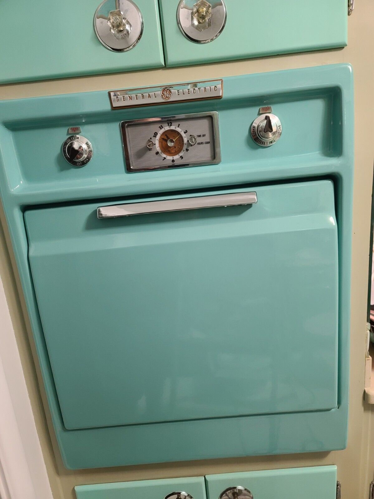 General Electric Wall Oven * GE Vintage * Working condition Green color 32×26