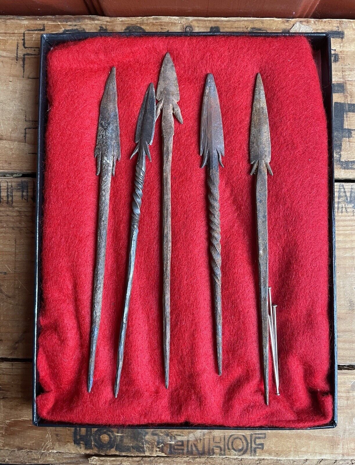 Maine Estate Collection Of Antique Arrow Heads Spurs Spikes Hunting Fishing