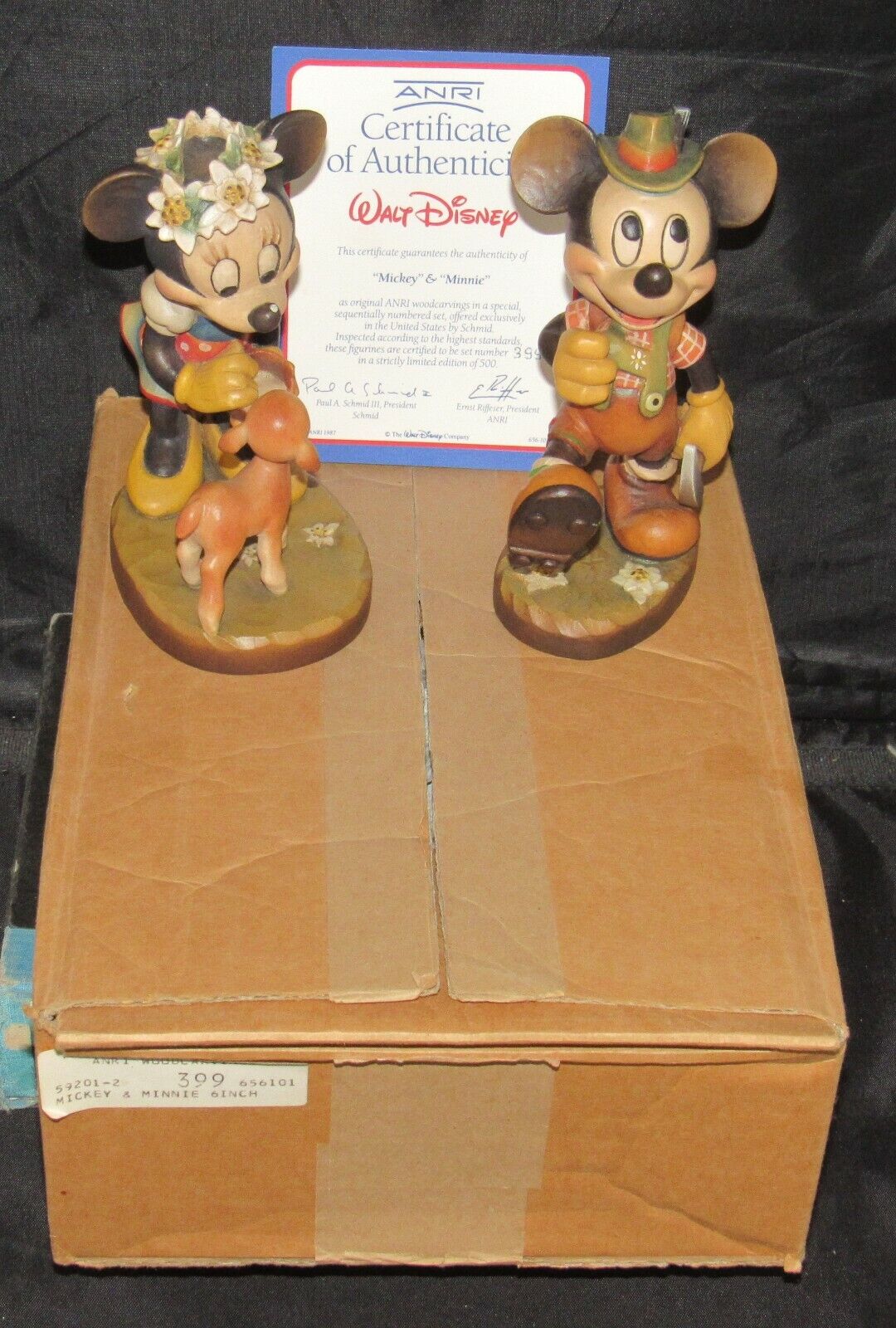 Disney Mickey and Minnie ANRI Wood Carvings No. 399 Original Box & Cert