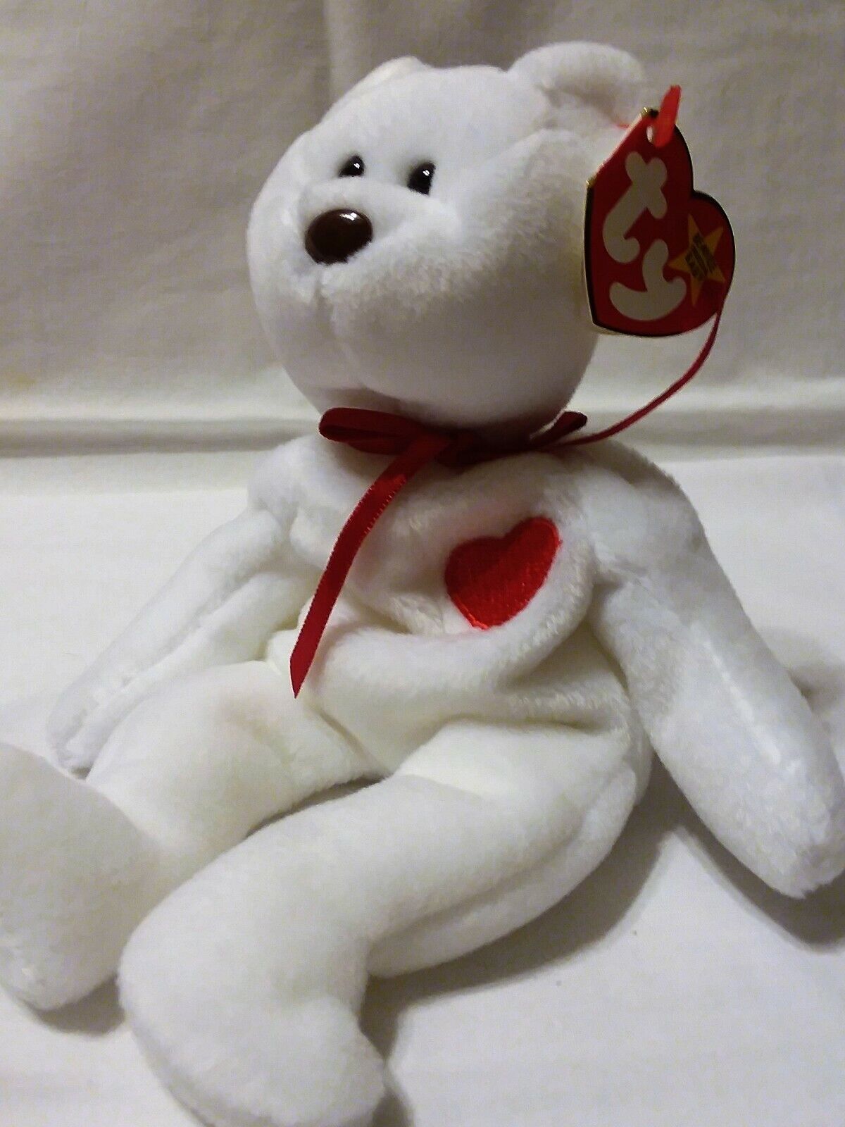 Valentino Bear 93/94 ,Ty Beanie Baby, mint condition, w/errors tags attached