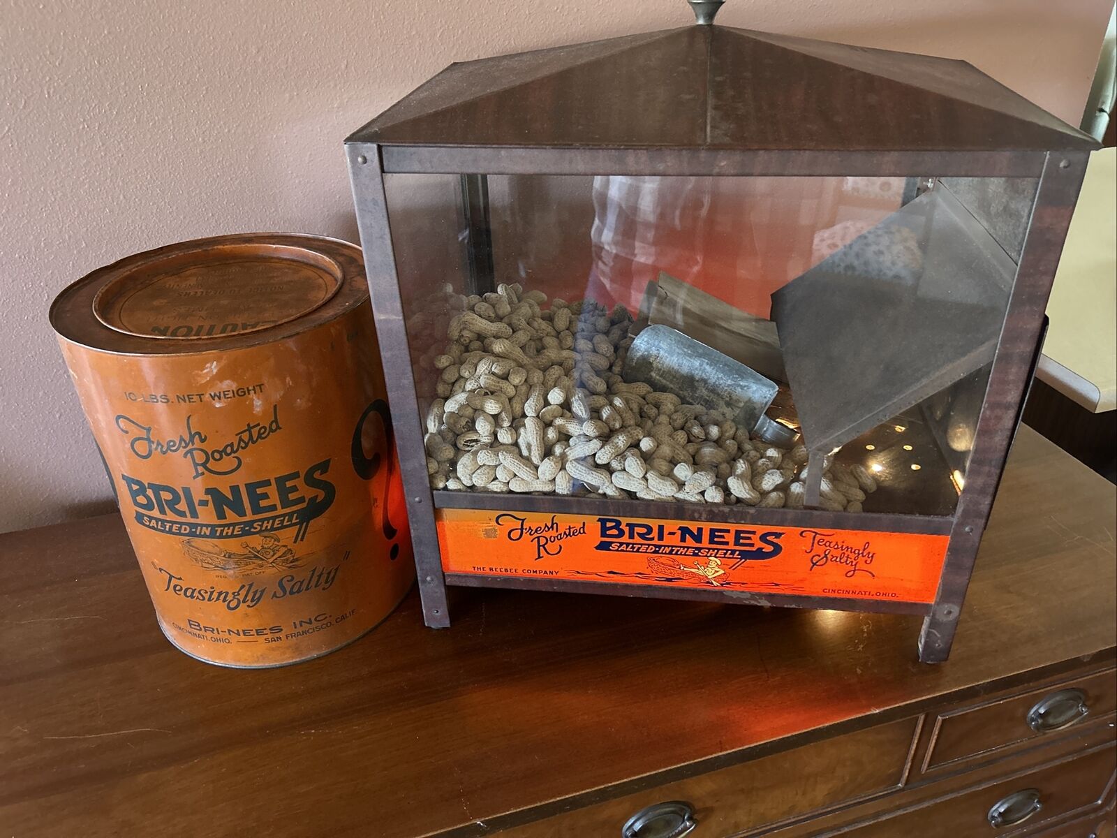 Rare Vintage Counter Top Bri -Nees Peanut Warmer Dispenser With Large 10lb Tin