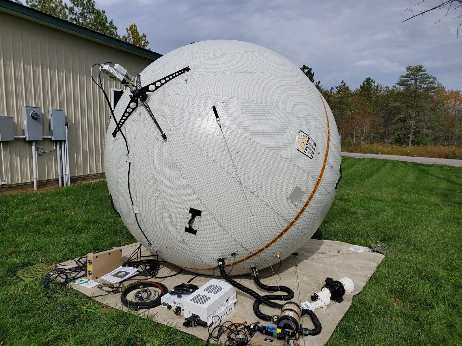 CUBIC GATR 2.4m Inflatable Ku & C Band Satellite Antenna VSAT Satcom Flyaway
