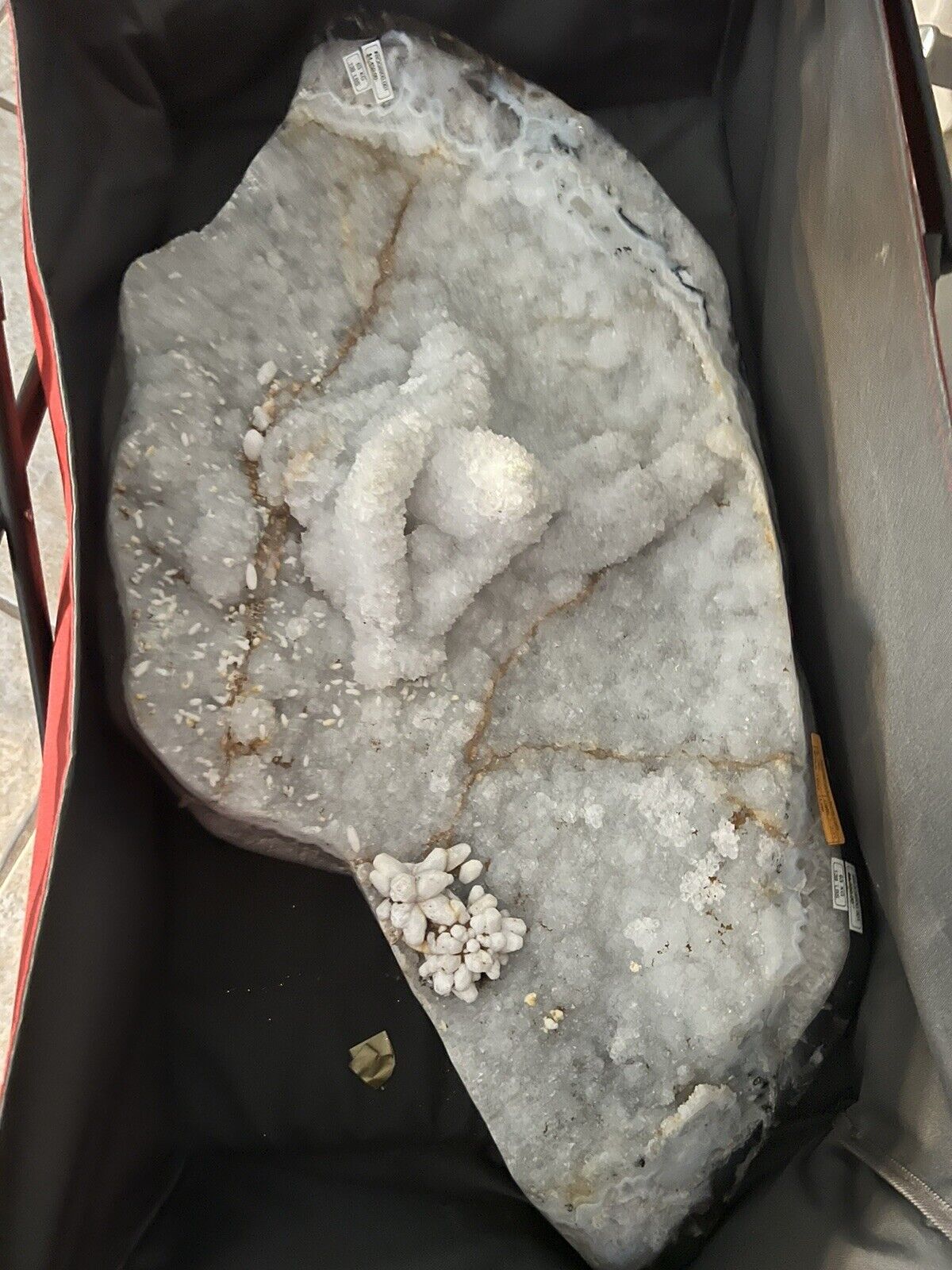 Huge Beautiful One Of A Kind 139lb Geode Crystal/Quartz