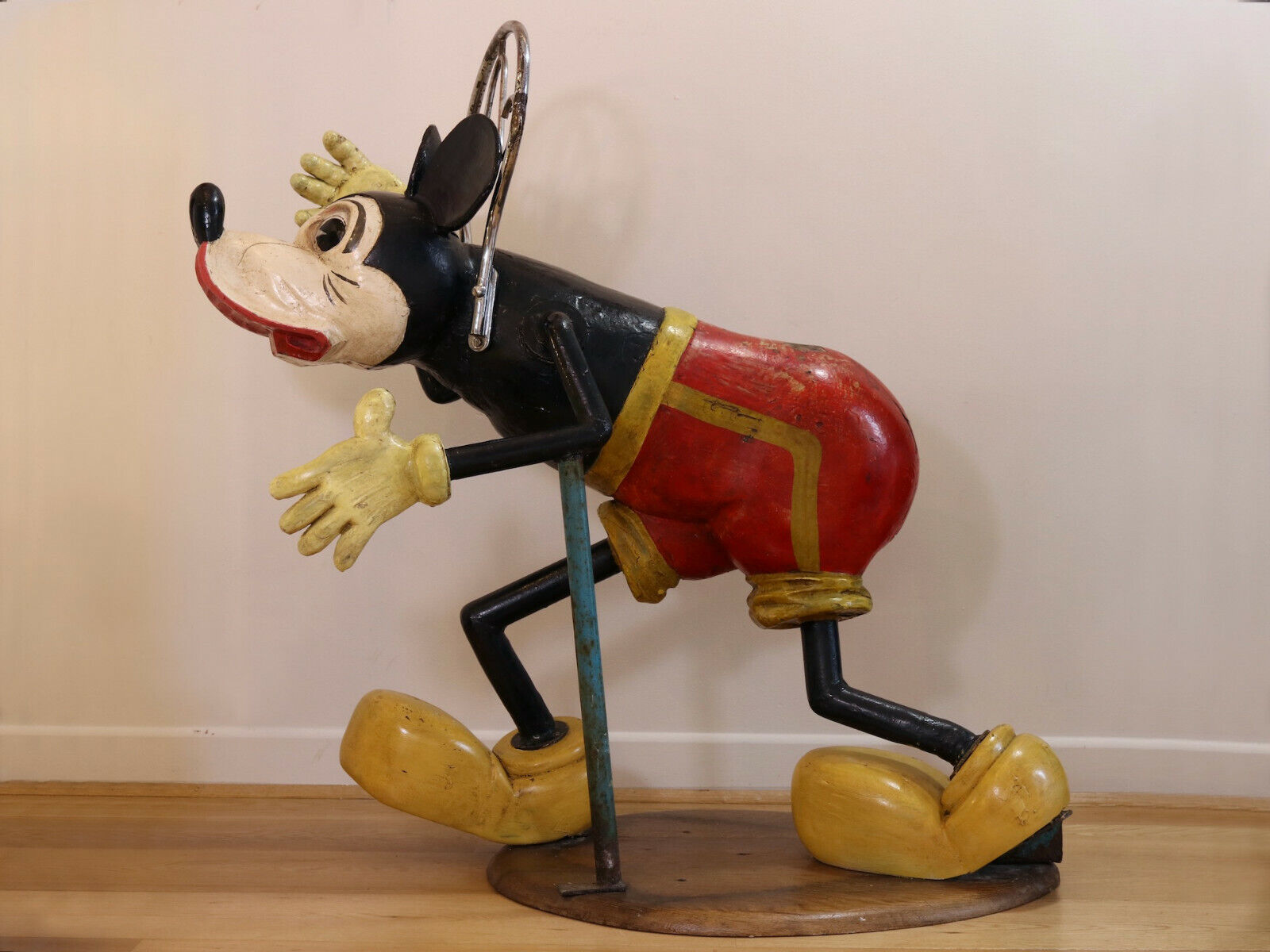 MICKEY MOUSE WALT DISNEY RARE VINTAGE  WOOD FIGURE  FOR CAROUSEL OF 1930 