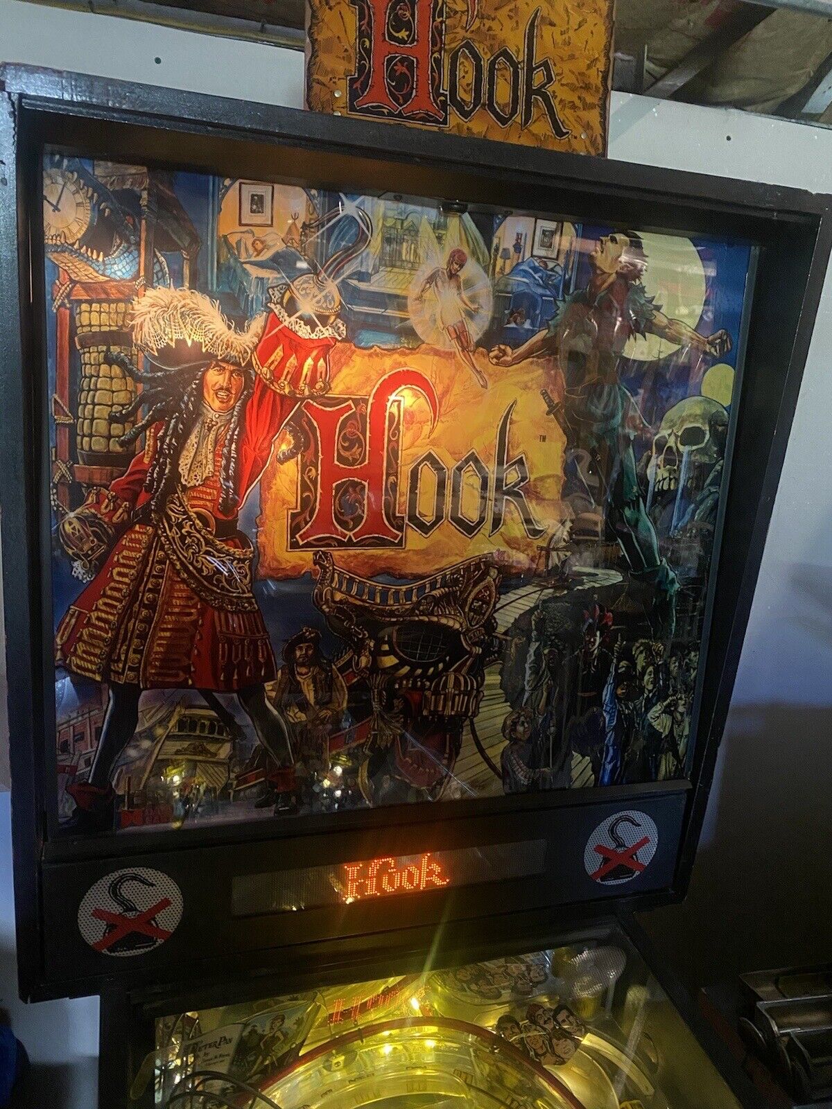 1992 Data East HOOK Pinball Machine with LEDs.
