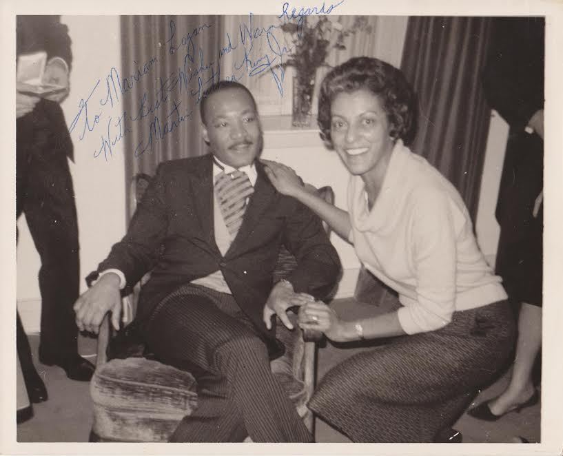 HISTORICAL MARTIN LUTHER KING SIGNED 1964 NOBEL PRIZE PHOTO 1/1 RARE PSA/DNA COA