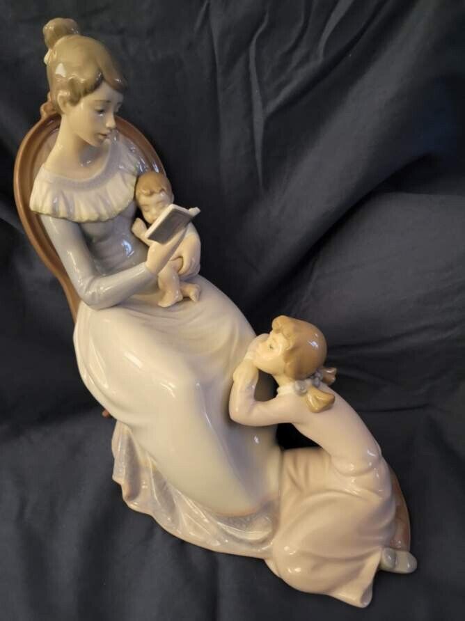 Lladro Porcelain STORY HOUR w/Mother,Baby,Child.. 5786.MINT.1999. Original Box