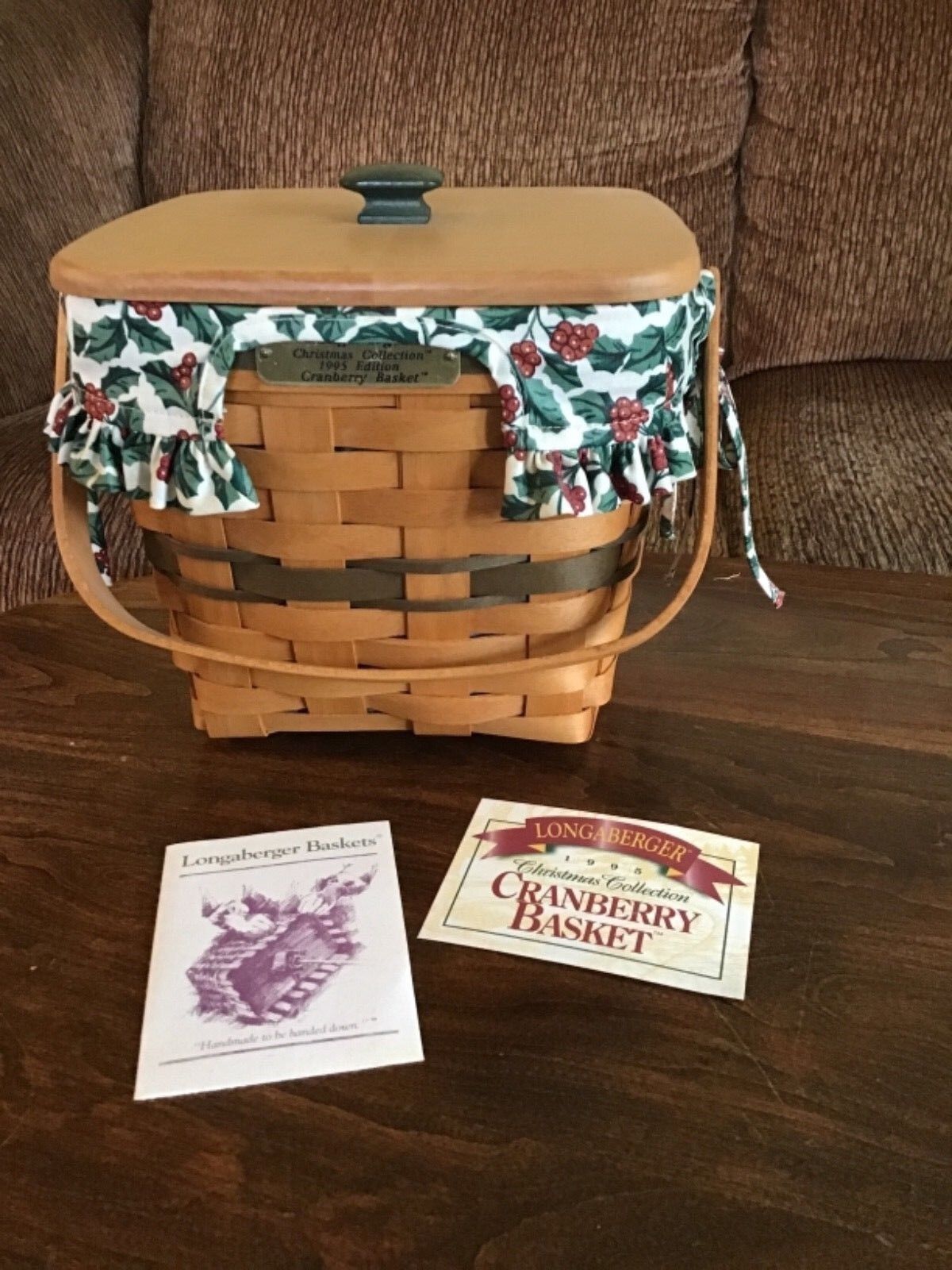 Longaberger Christmas Green Cranberry Basket Combo with WoodCrafts Lid 1995