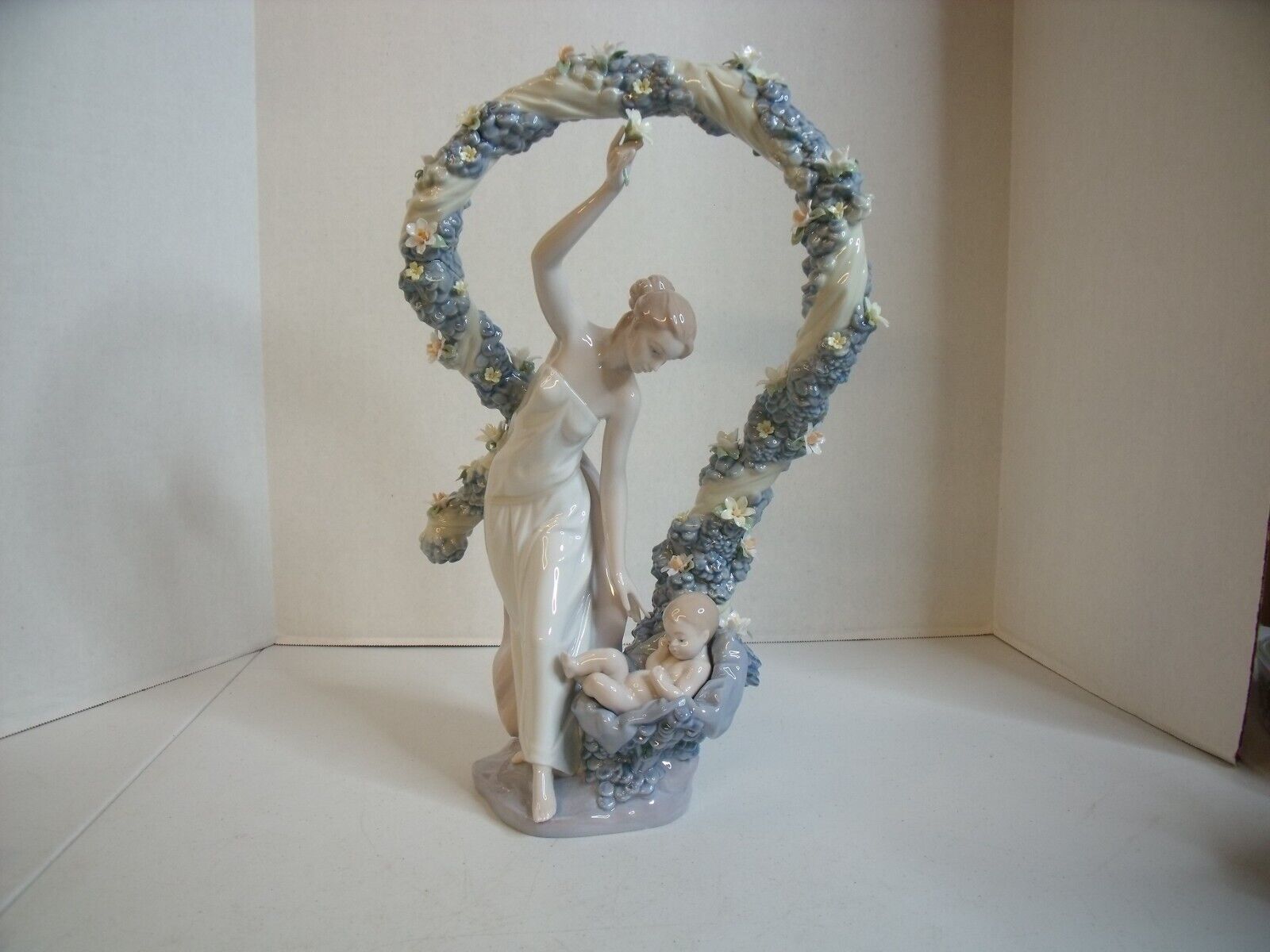 LLADRO Inspiration Millenium Collection Rebirth 06571 Retired With Box