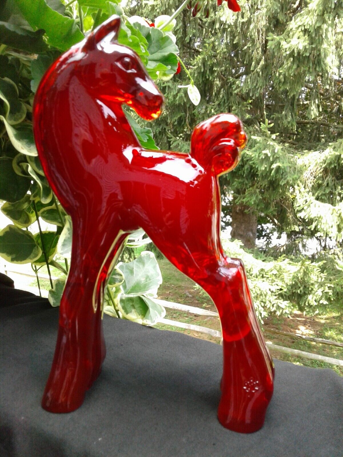 Longaberger Heisey by Mosser Glass 2001 Ruby Standing Colt, Head Back