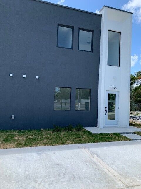Residential Lot in Miami ,FL