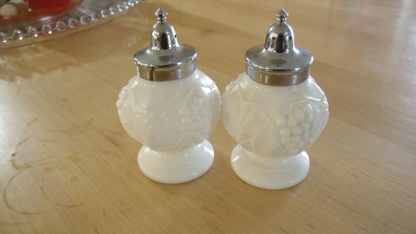 VINTAGE~ Imperial Trademark ~Salt & Pepper shakers set ~ Milk Glass Grape Design