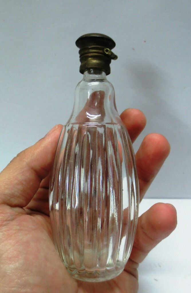 VINTAGE CLEAR GLASS PERFUME BOTTLE WITH BRASS CAP 5\'\' COLLECTIBLE