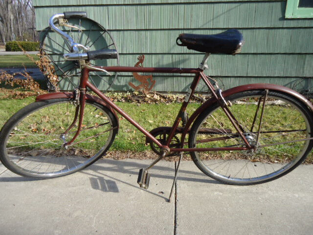  1940 SCHWINN NEW WORLD SINGLE-SPEED BICYCLE