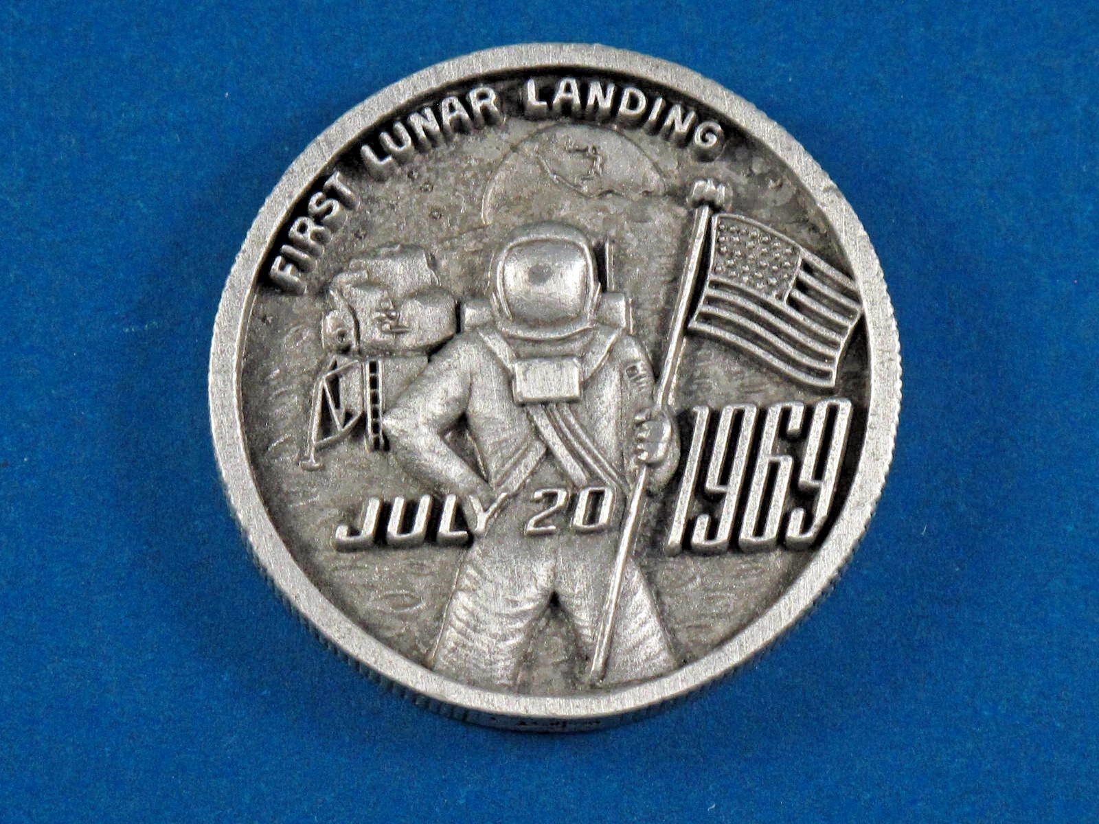 Apollo 11 First Lunar Landing Medal 1969 by LG Balfour Co. July 20, 1969