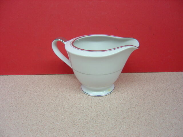 Imperial China SINCERITY 10 oz. Creamer 3 1/4\