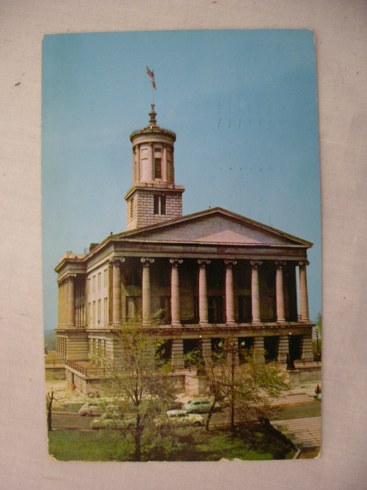 VINTAGE PHOTO POSTCARD TENNESSEE STATE CAPITOL BUILDING AND STREET CARS 1959