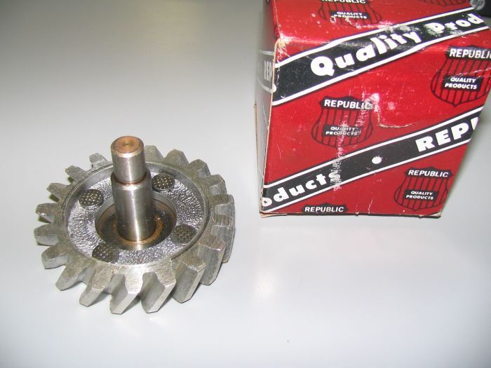 Oil Pump Gear & Shaft 1939-1950 Ford 9N 2N Tractors with 4cyl engine MADE IN USA