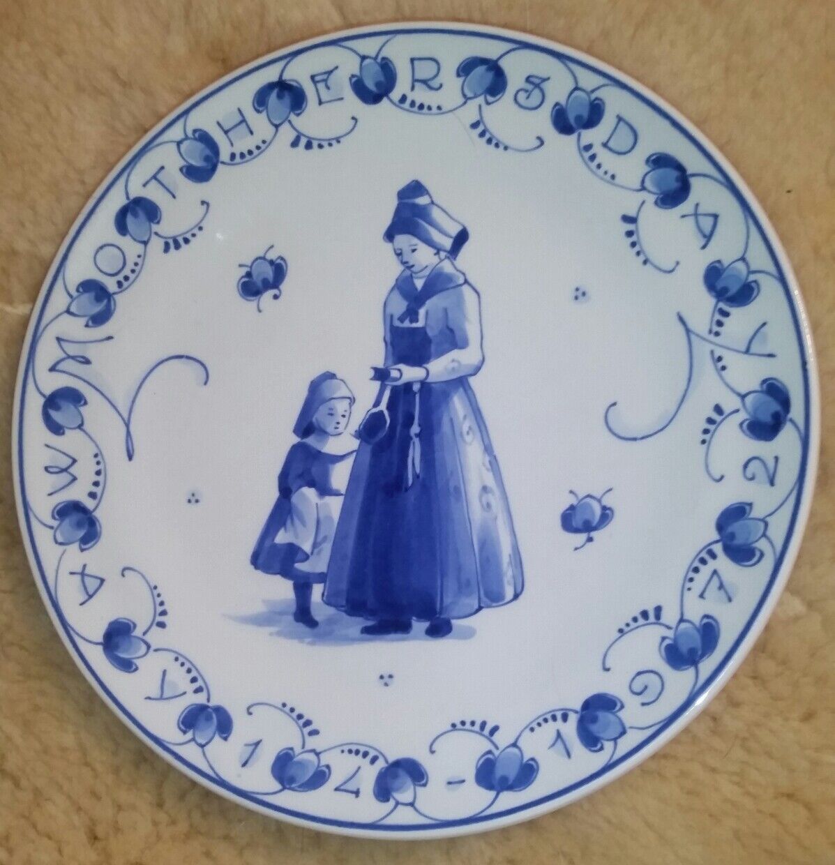 ROYAL DELFT Mothers Day Plate 1972 Holland Hindeloopen Limited Edition