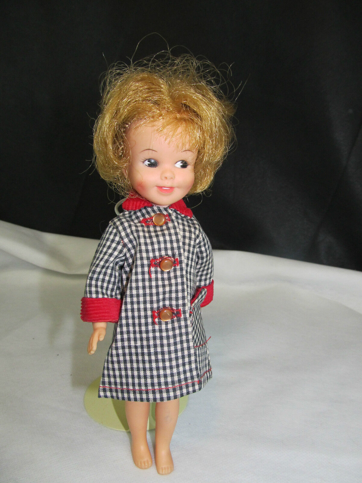 VINTAGE DELUXE READING CORP FASHION DOLL PENNY BRITE 