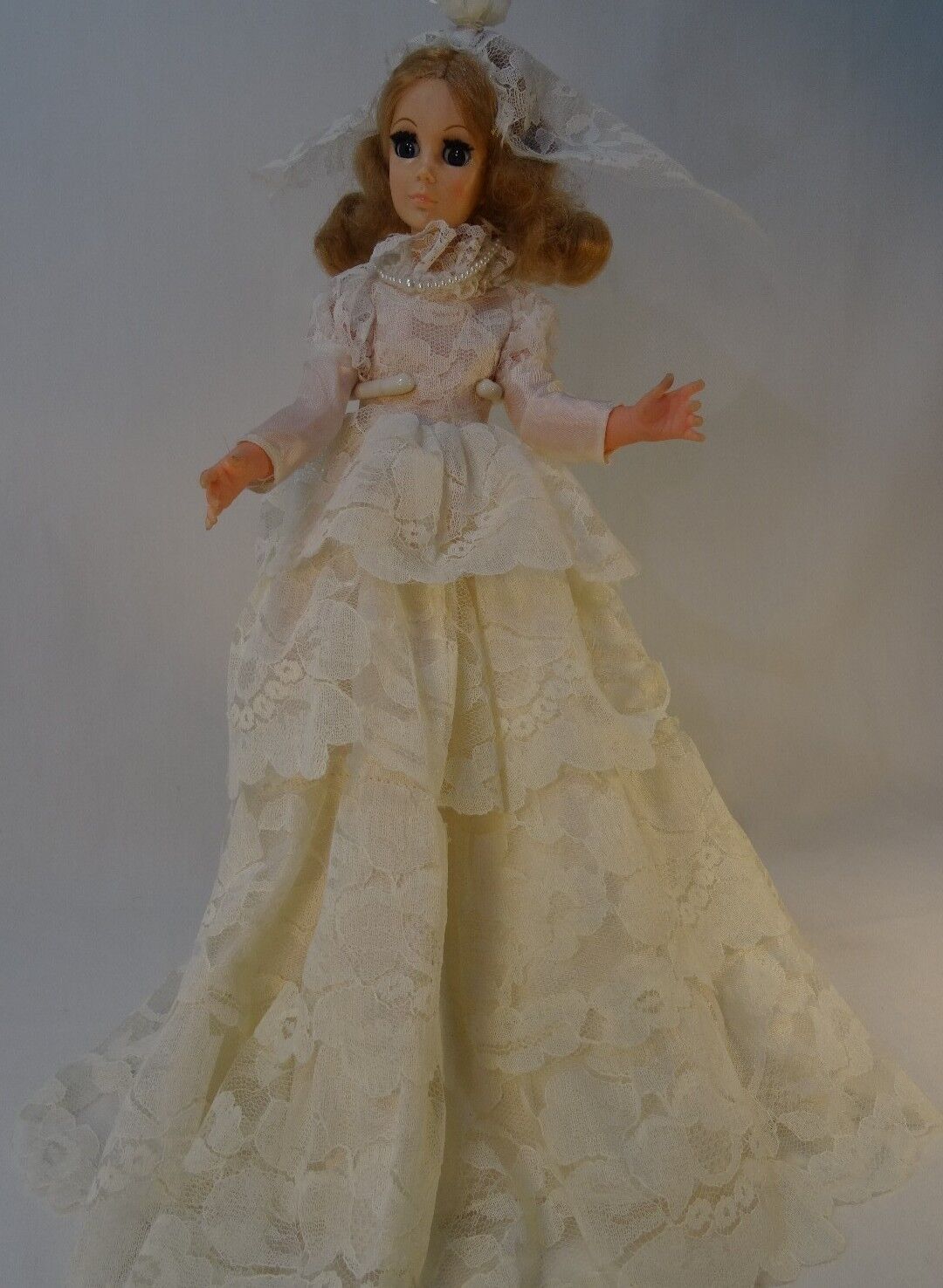 Vintage Eegee Doll 1963 Wedding Bridal Doll 15\
