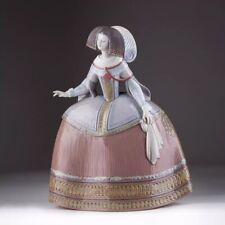 Girl Lady Menin With Folk Dress Statue Figurine Porcelain From Lladro Spain 2005 picture