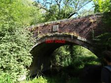 PHOTO  AN OVERGROWN OCCUPATION BRIDGE DATED 1784 ON THE DISUSED THAMES & SEVERN picture