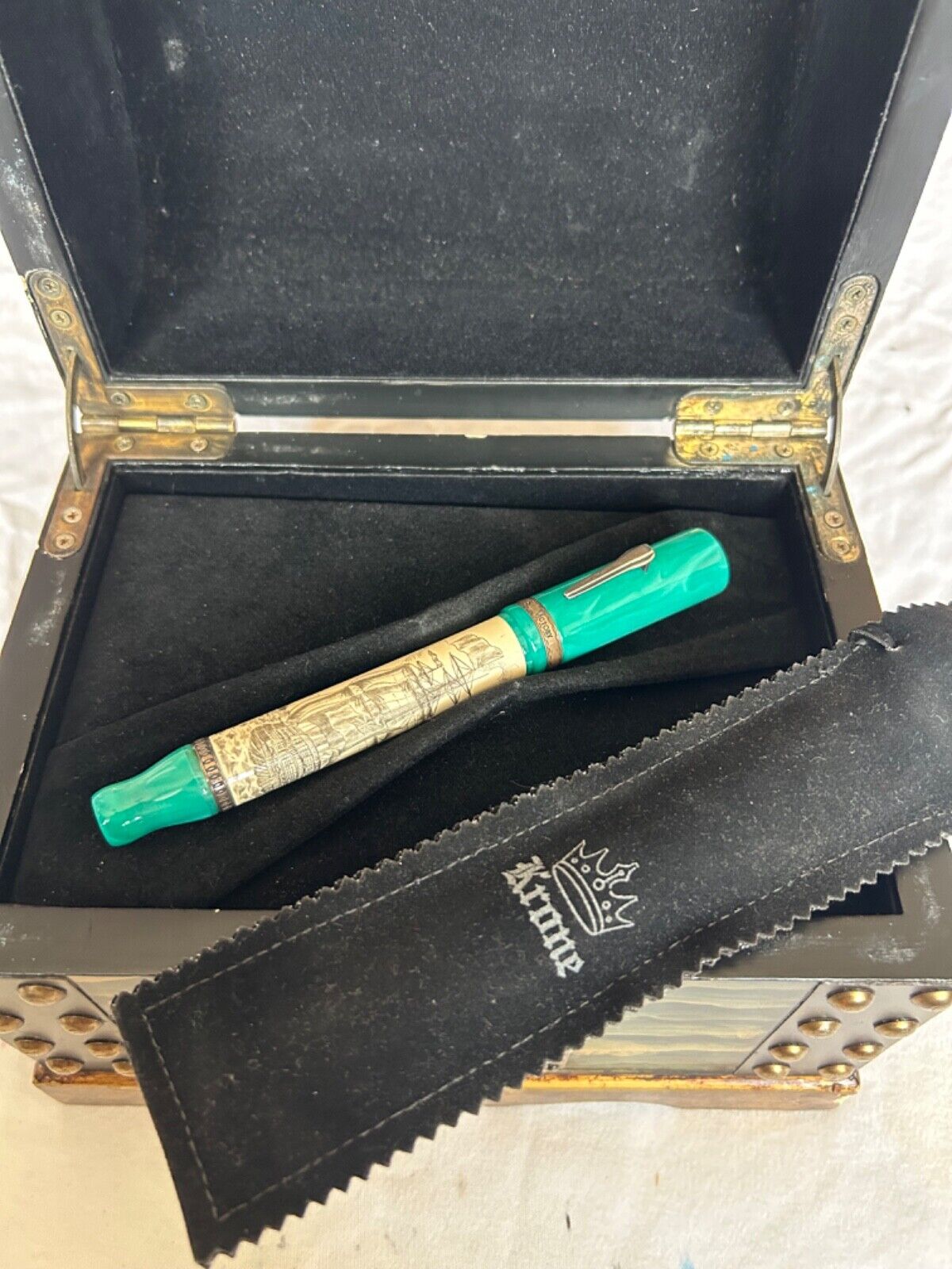 Krone HMS Victory Limited Edition of 150 Pcs Fountain Pen-Mint