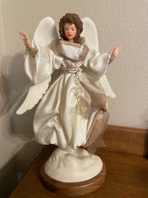 Simpich Character Dolls Standing Angel #1292/2500