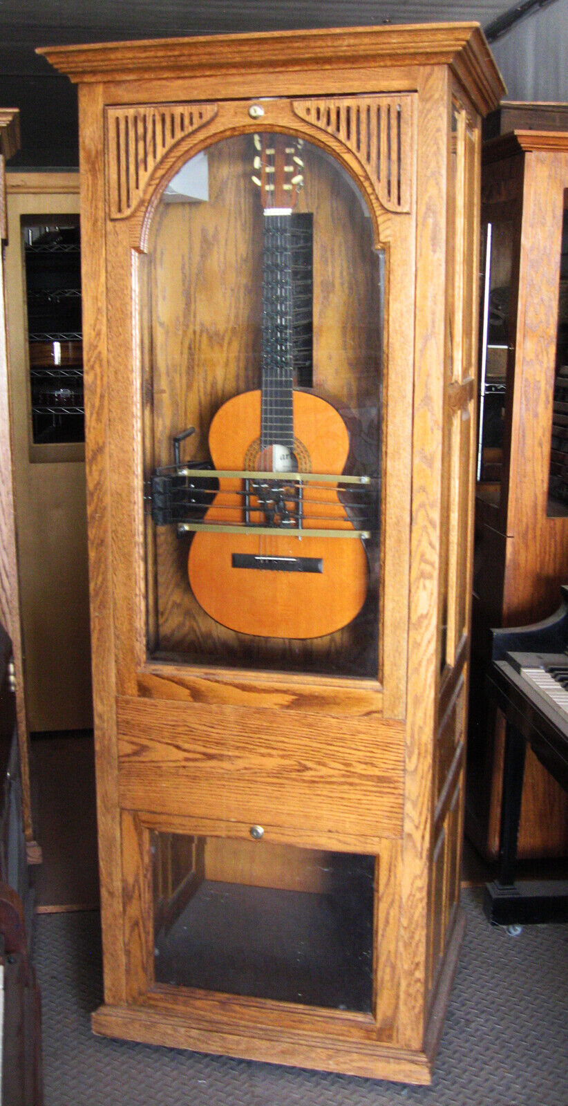 automated guitar in Oak cabinet jukebox  MIDI operated