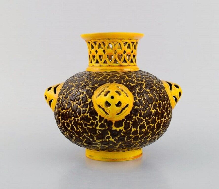 Antique Zsolnay vase in openwork glazed ceramics. Dated 1882-1885