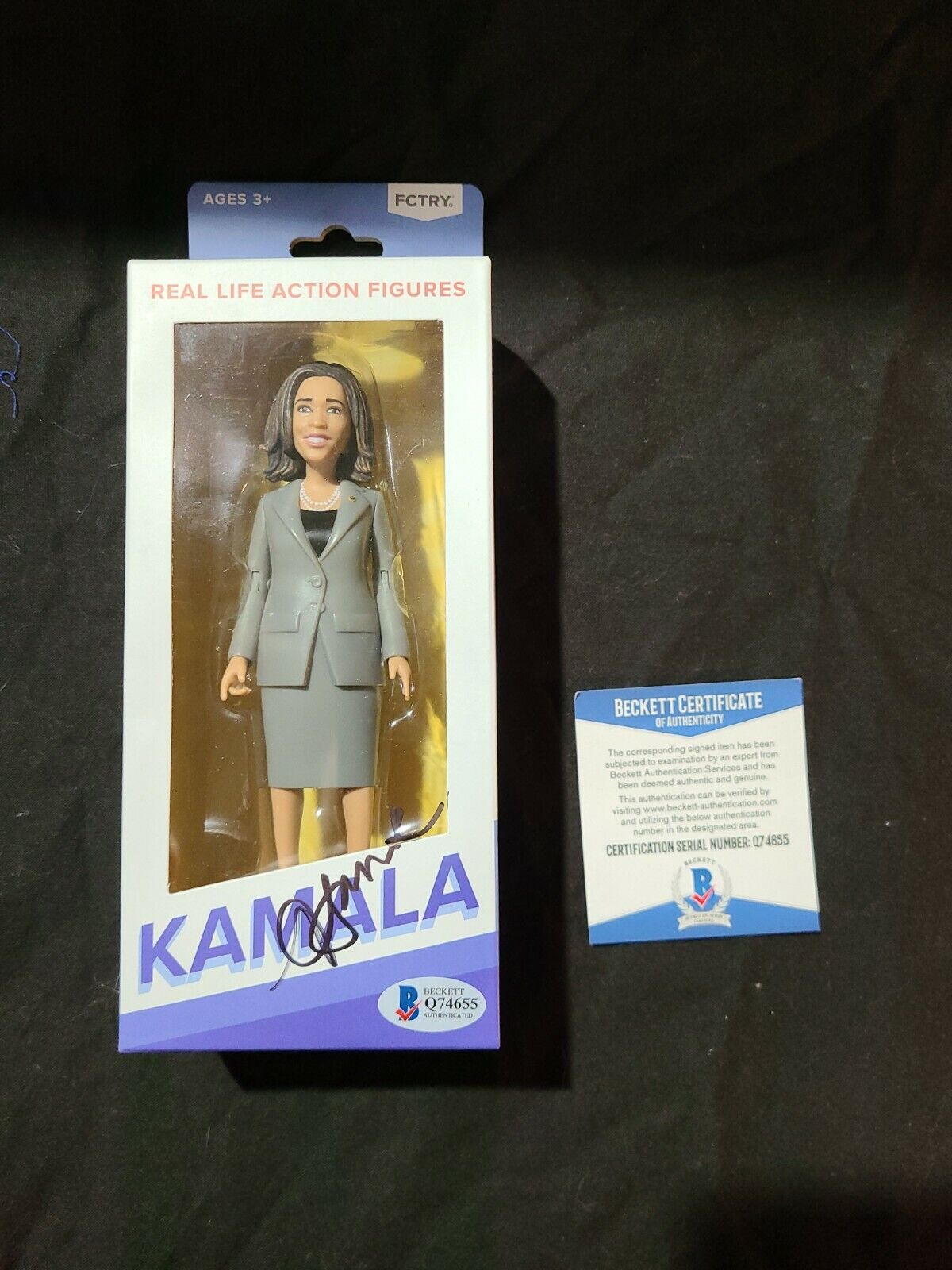 Kamala Harris Signed Figure Beckett 1/1 Ultra Rare First Female Vice President 