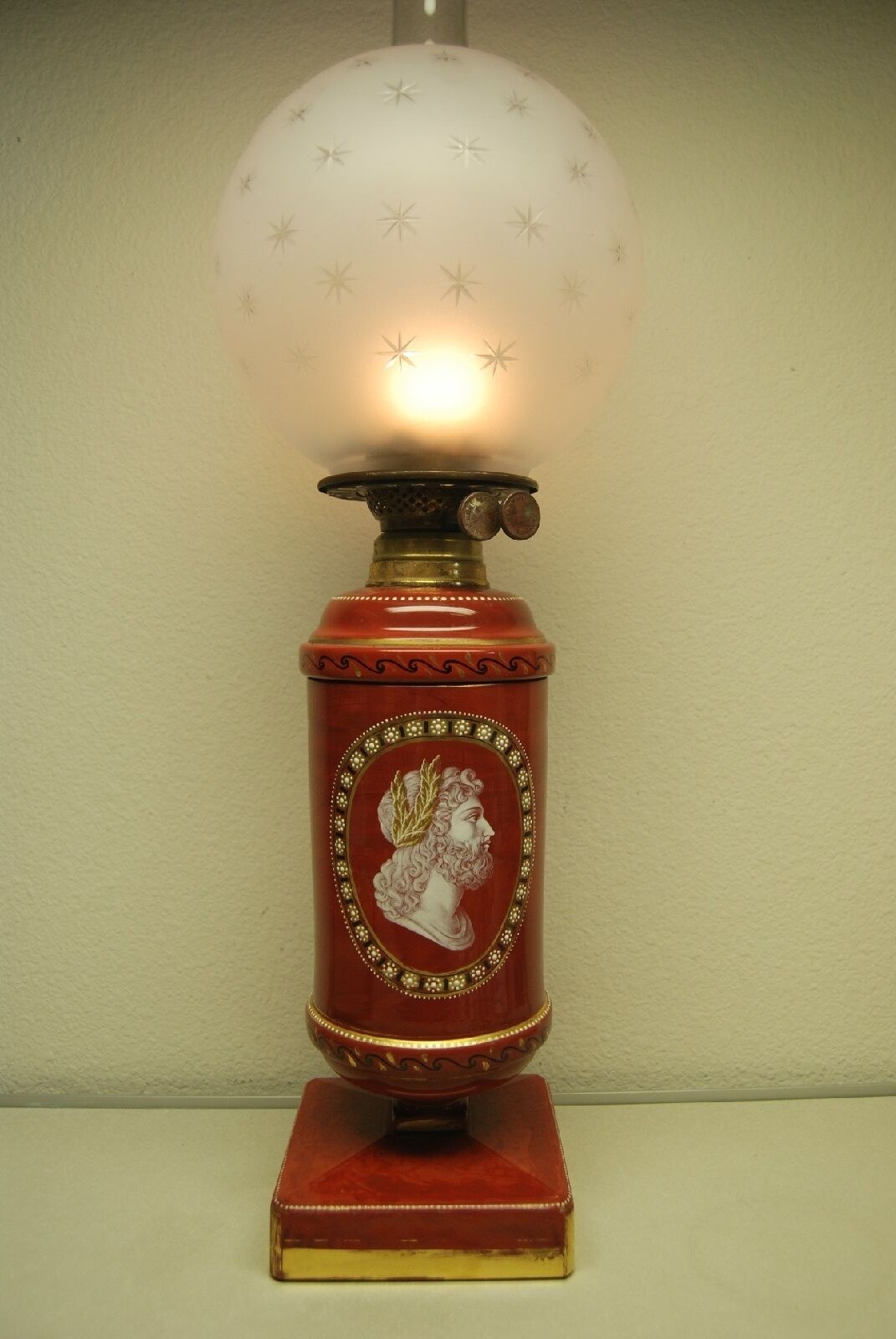ANTIQUE OIL KEROSENE ENGLISH POTTERY PORCELAIN OLD GLASS ROMAN GREEK EMPIRE LAMP