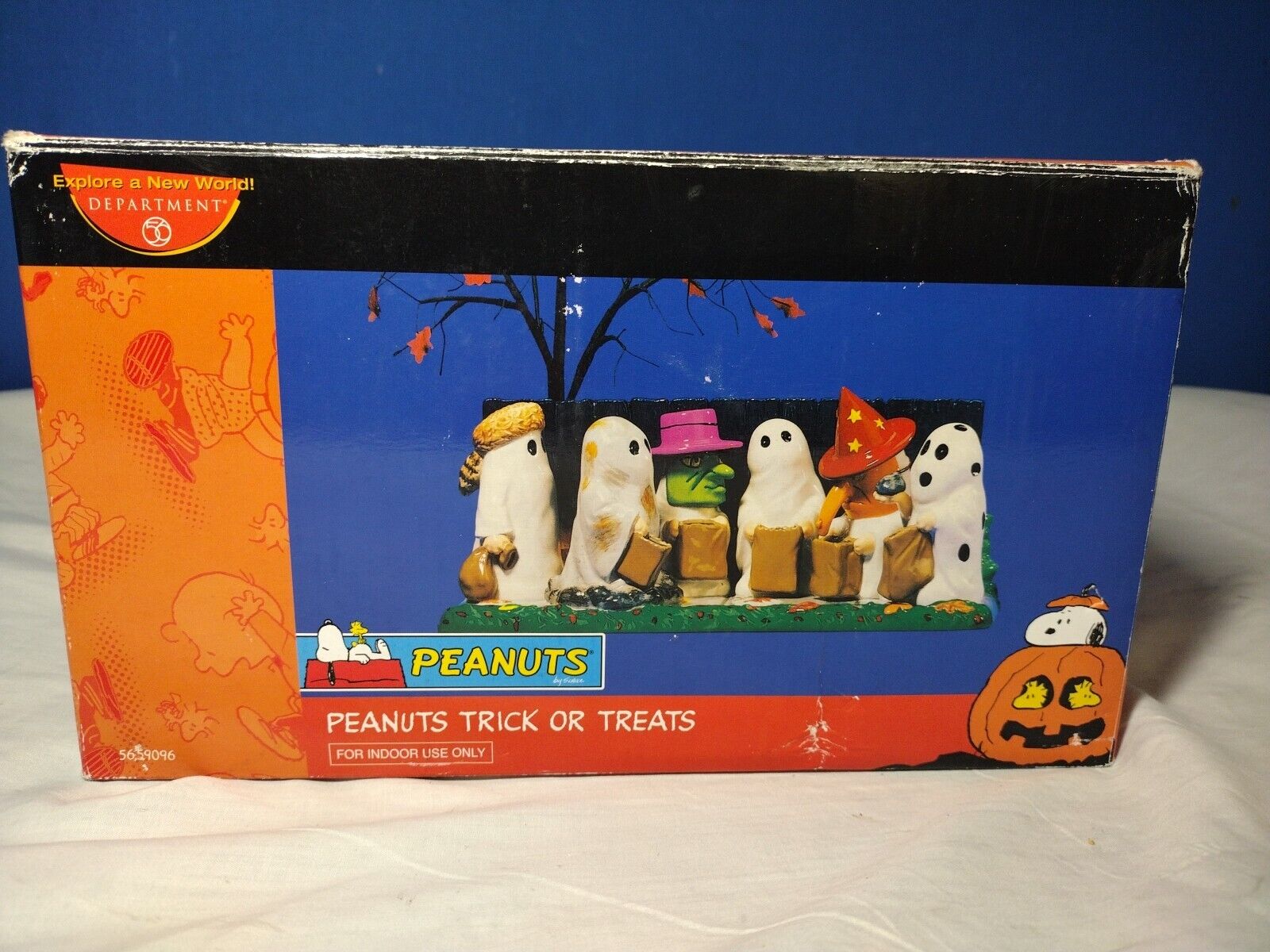 DEPARTMENT 56 Peanuts Halloween PEANUTS TRICK OR TREATS 5659096 - 