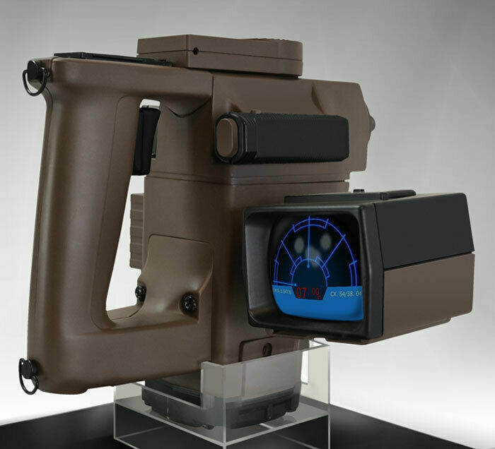 ALIENS James Cameron's ALIEN HCG M314 Motion Tracker Life Size LTD 1/1 Sealed