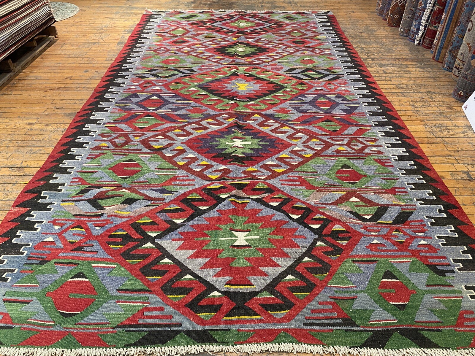 Antique 1900-1930's Stunning Kilim Rug 5’6”x10’4” Tribal Kilim Rug