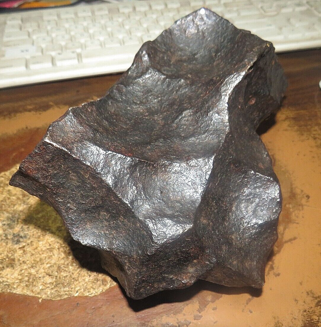 6938 GM GIBEON IRON METEORITE MUSEUM GRADE NAMIBIA AFRICA 15.3 LBS JAL 6938 GM GIBEON IRON METEORITE MUSEUM GRADE NAMIBIA AFRICA 15.3 LBS JAL