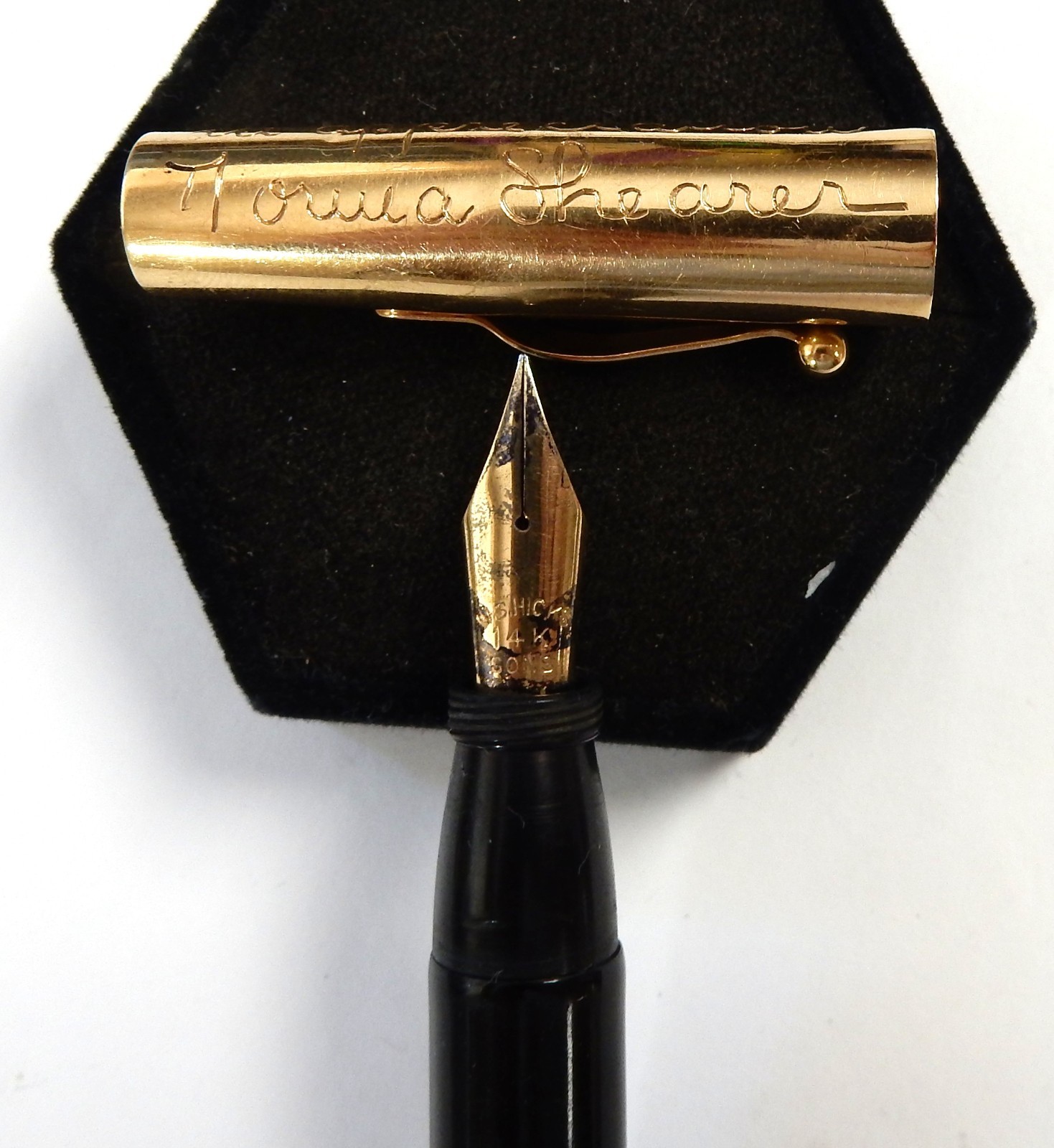 Rare Cartier 14K Gold Fountain Pen Presented by Actress Norma Shearer to Doctor Rare Cartier 14K Gold Fountain Pen Presented by Actress Norma Shearer to Doctor