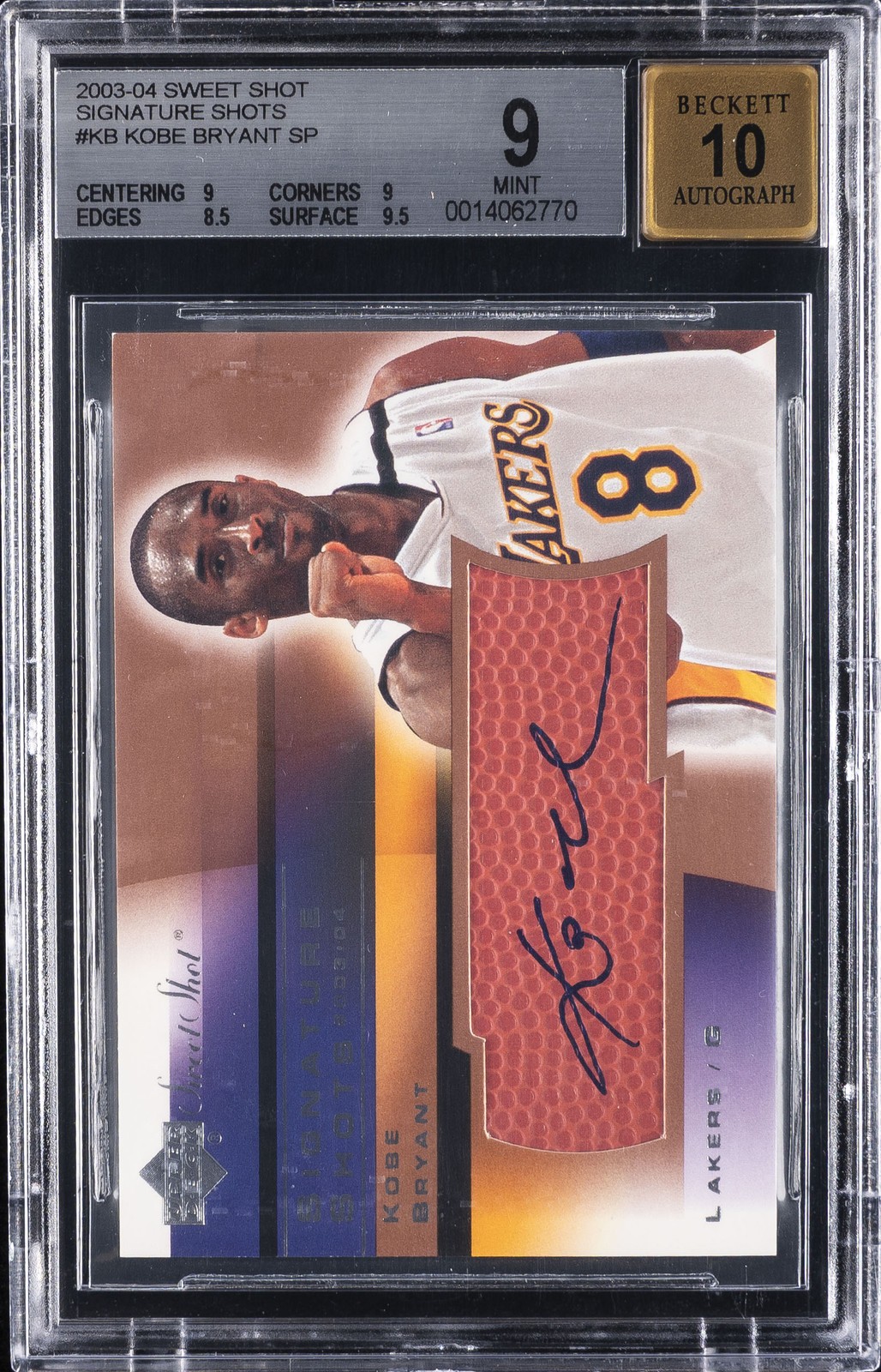 2003-04 UD SWEET SHOT SIGNATURE SHOTS SP BGS AUTO 10 #KB KOBE BRYANT BGS 9