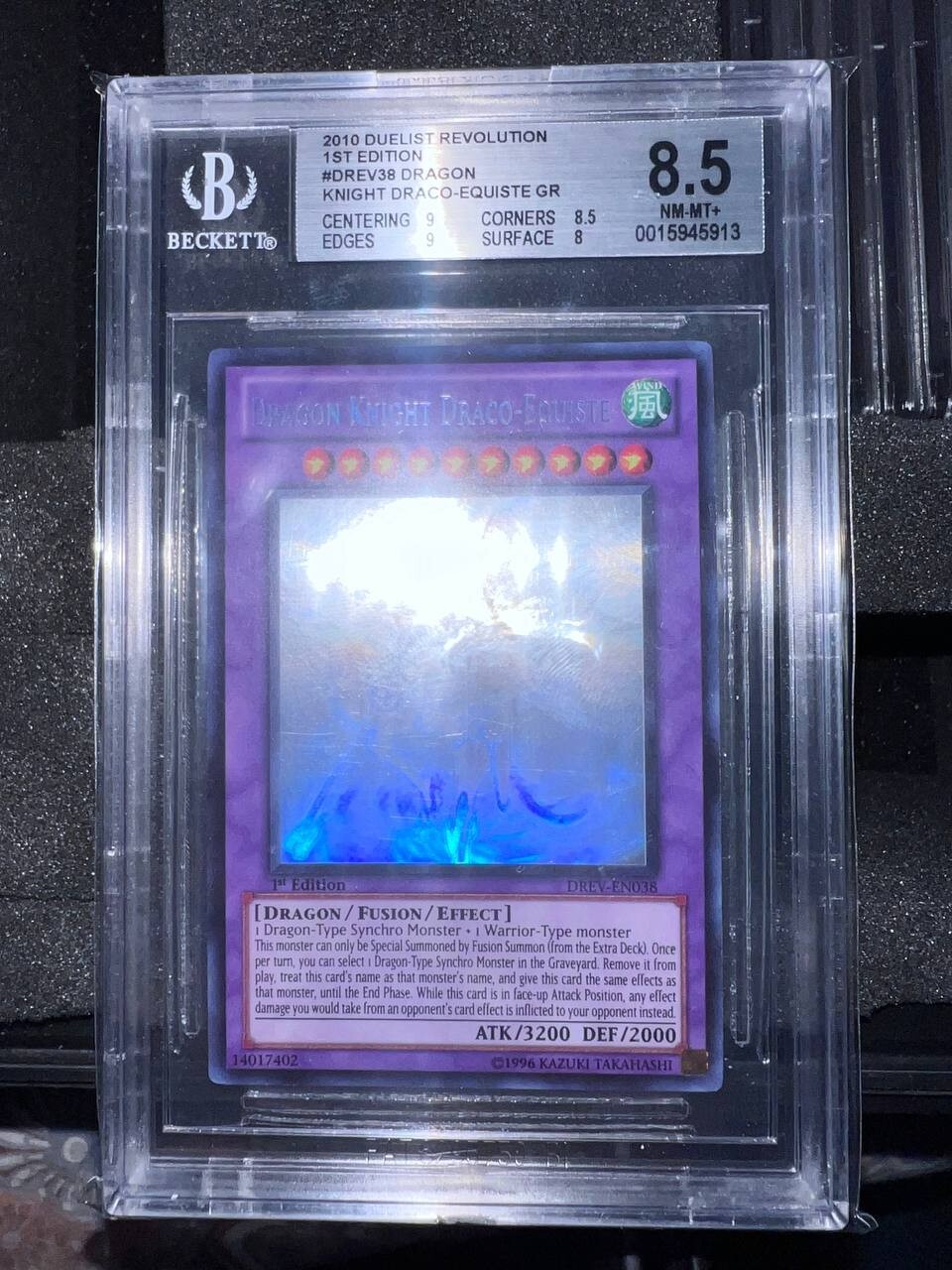 Yu Gi Oh - Dragon Knight Draco-Equiste - Ghost- 1st Edition - DREV - BGS 8.5 Yu Gi Oh - Dragon Knight Draco-Equiste - Ghost- 1st Edition - DREV - BGS 8.5