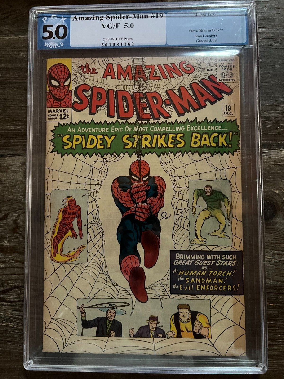 The Amazing Spider-Man # 19 5.0 Gorgeous Cover SPIDEY Strikes Back The Amazing Spider-Man # 19 5.0 Gorgeous Cover SPIDEY Strikes Back