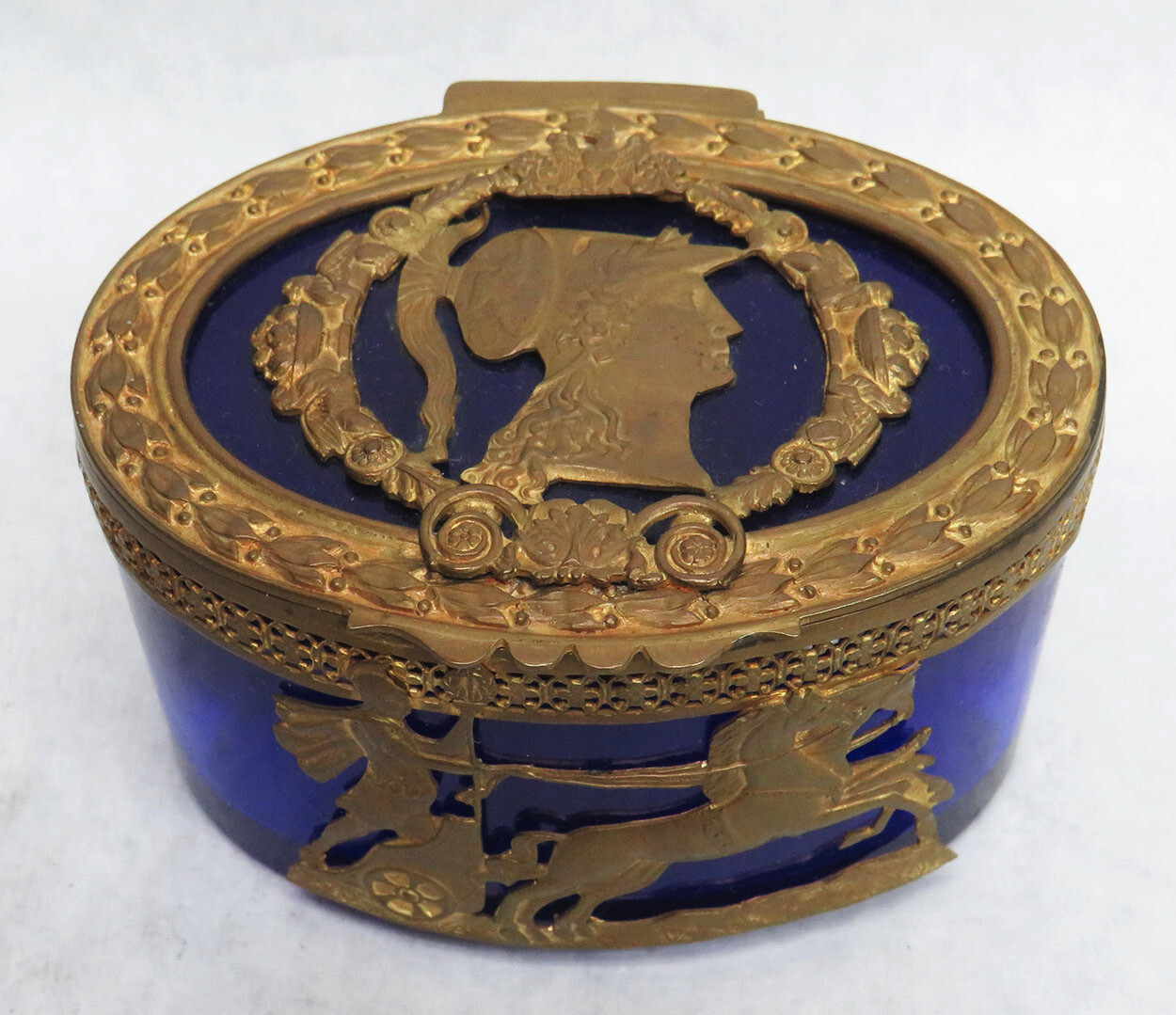 WONDERFUL CLASSICAL FRENCH DORE BRONZE COBALT BLUE CRYSTAL VANITY JAR / BOX