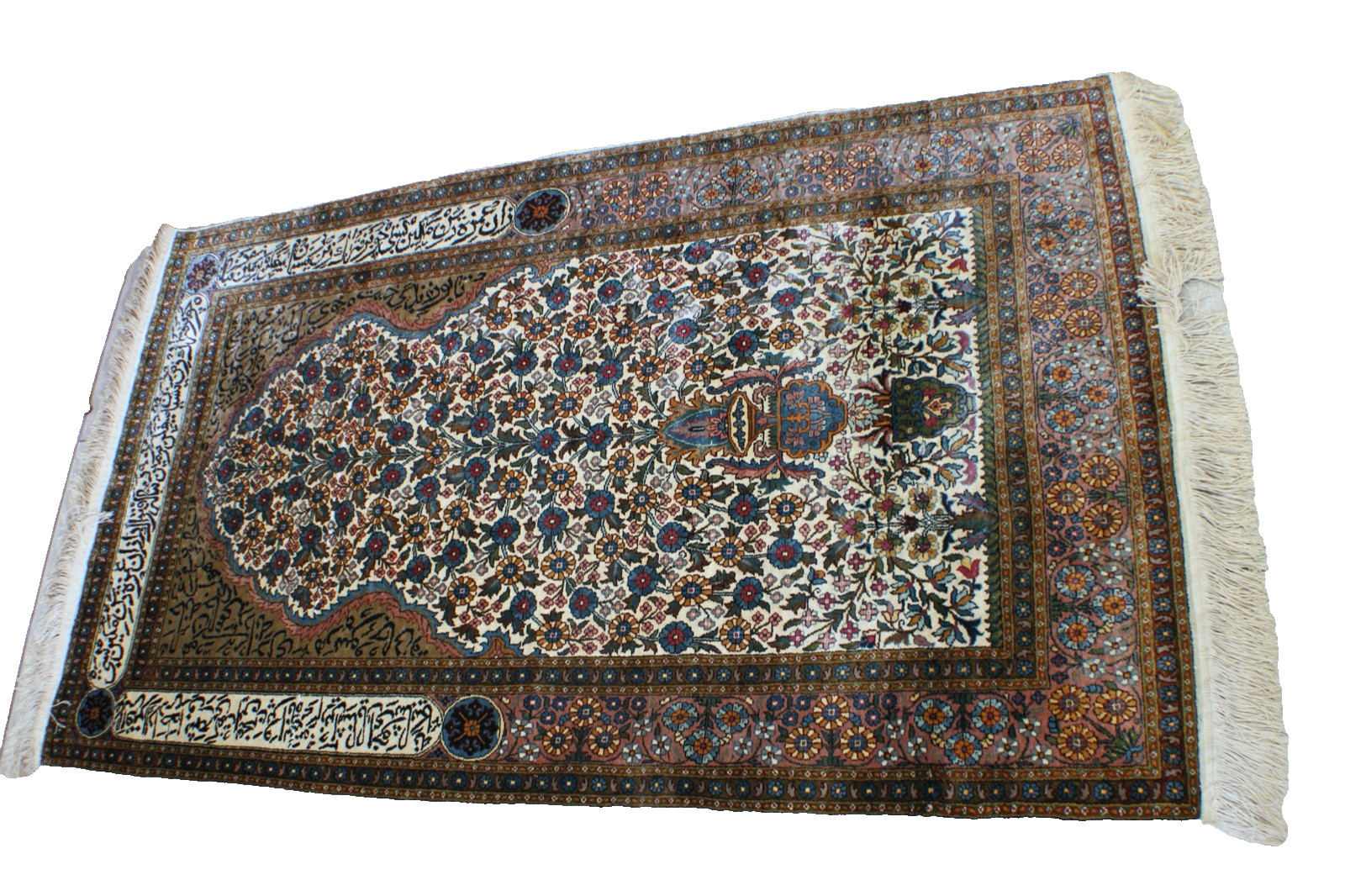 Prayer Rug 5.1ft by 3.3ft 80%silk and Kashmir hand made