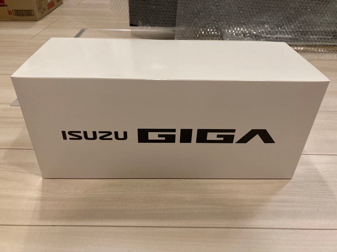 2025 Isuzu New GIGA 1/43 Mobility Show isuzu GIGA Age14+ 2025 Isuzu New GIGA 1/43 Mobility Show isuzu GIGA Age14+