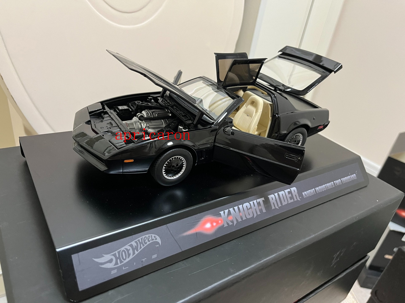 Knight Rider Car 1/18 Statue Figure Model Limited Box Boy Gift