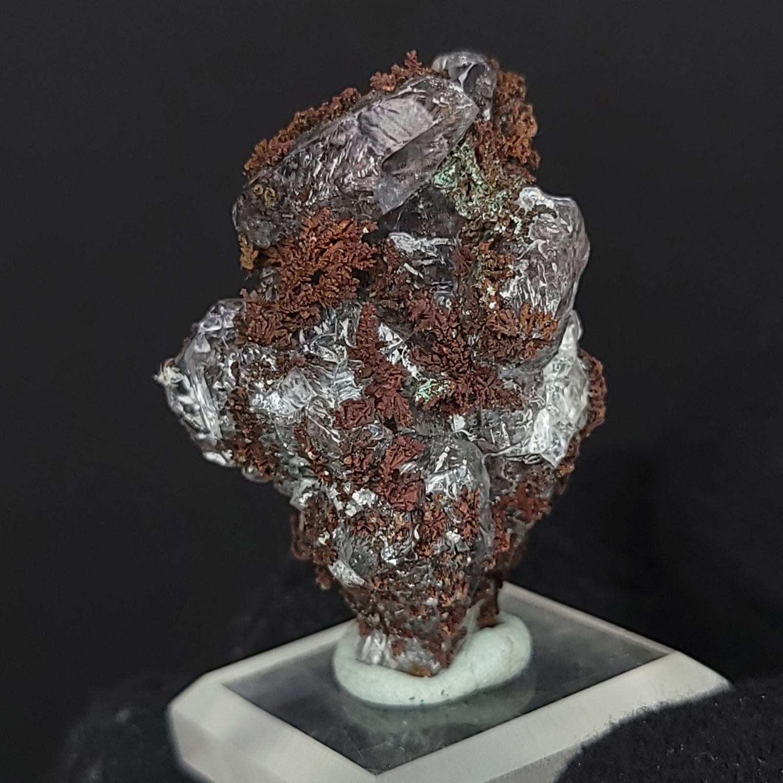 Calcite with Dendritic Native Copper from Mexico. 15g Calcite with Dendritic Native Copper from Mexico. 15g