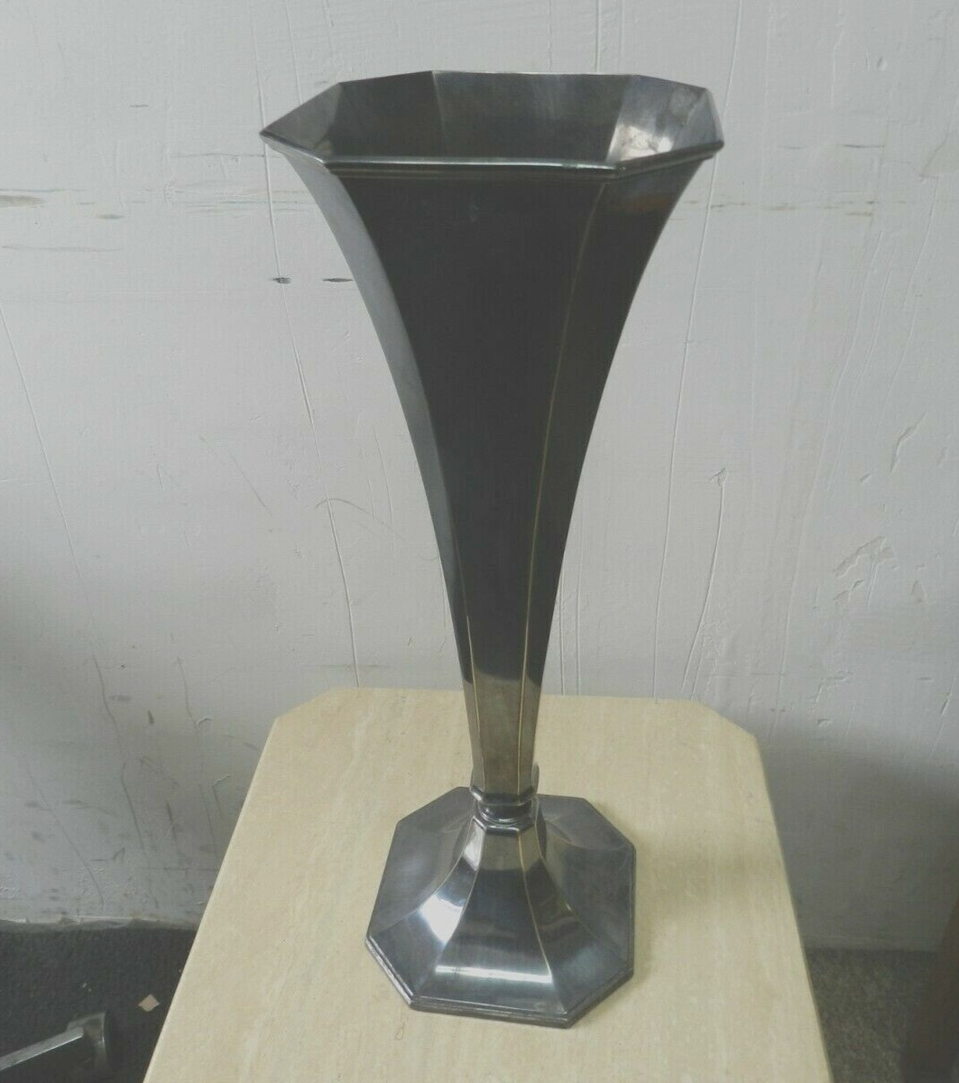 SPECTACULAR Vintage X-Large Art Deco NICKEL/SILVER 3551N HOLLYWOOD 2 DOZ, Vase SPECTACULAR Vintage X-Large Art Deco NICKEL/SILVER 3551N HOLLYWOOD 2 DOZ, Vase