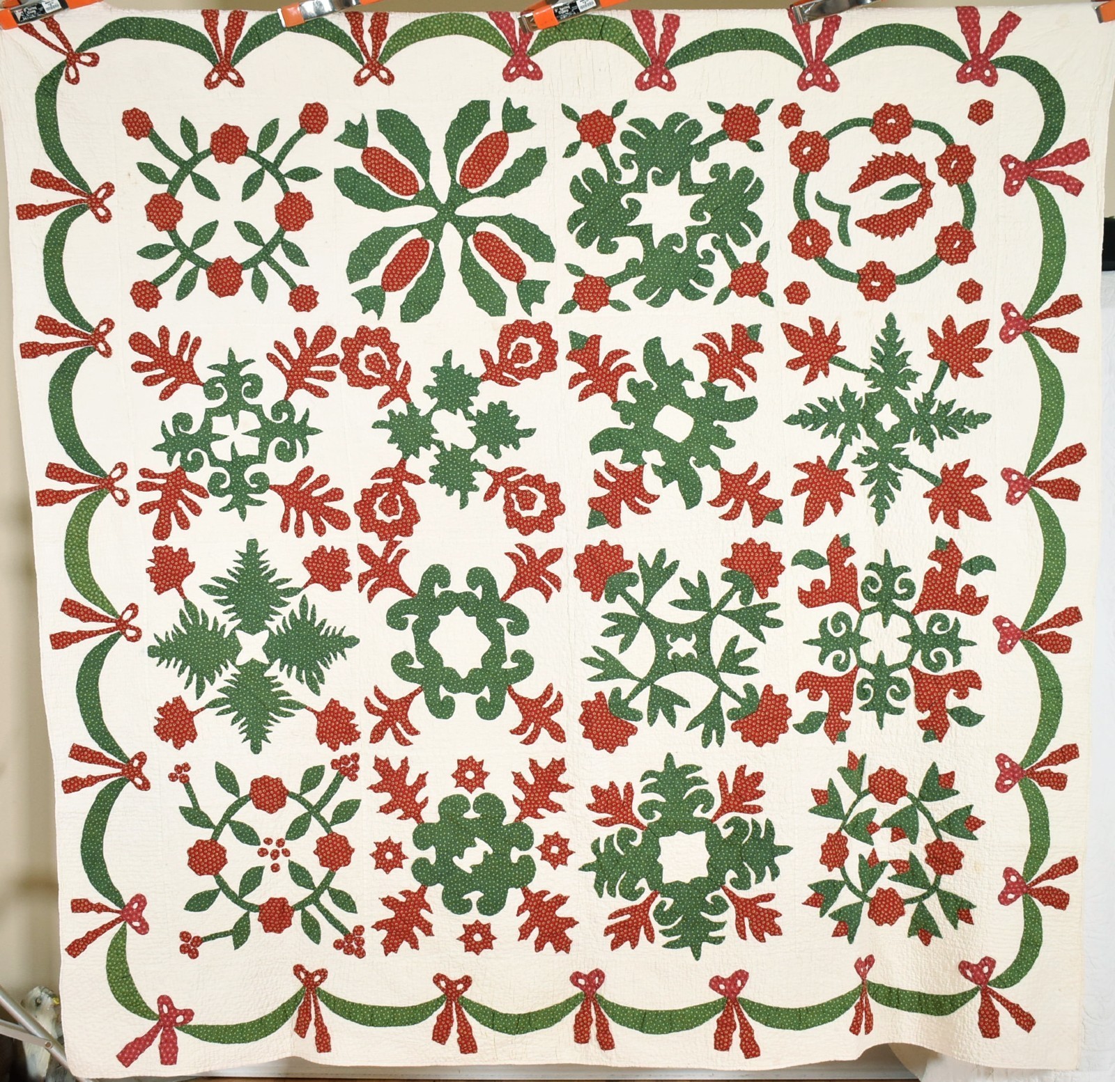 MUSEUM QUALITY Vintage 1880's Red & Green Album Applique Antique Quilt