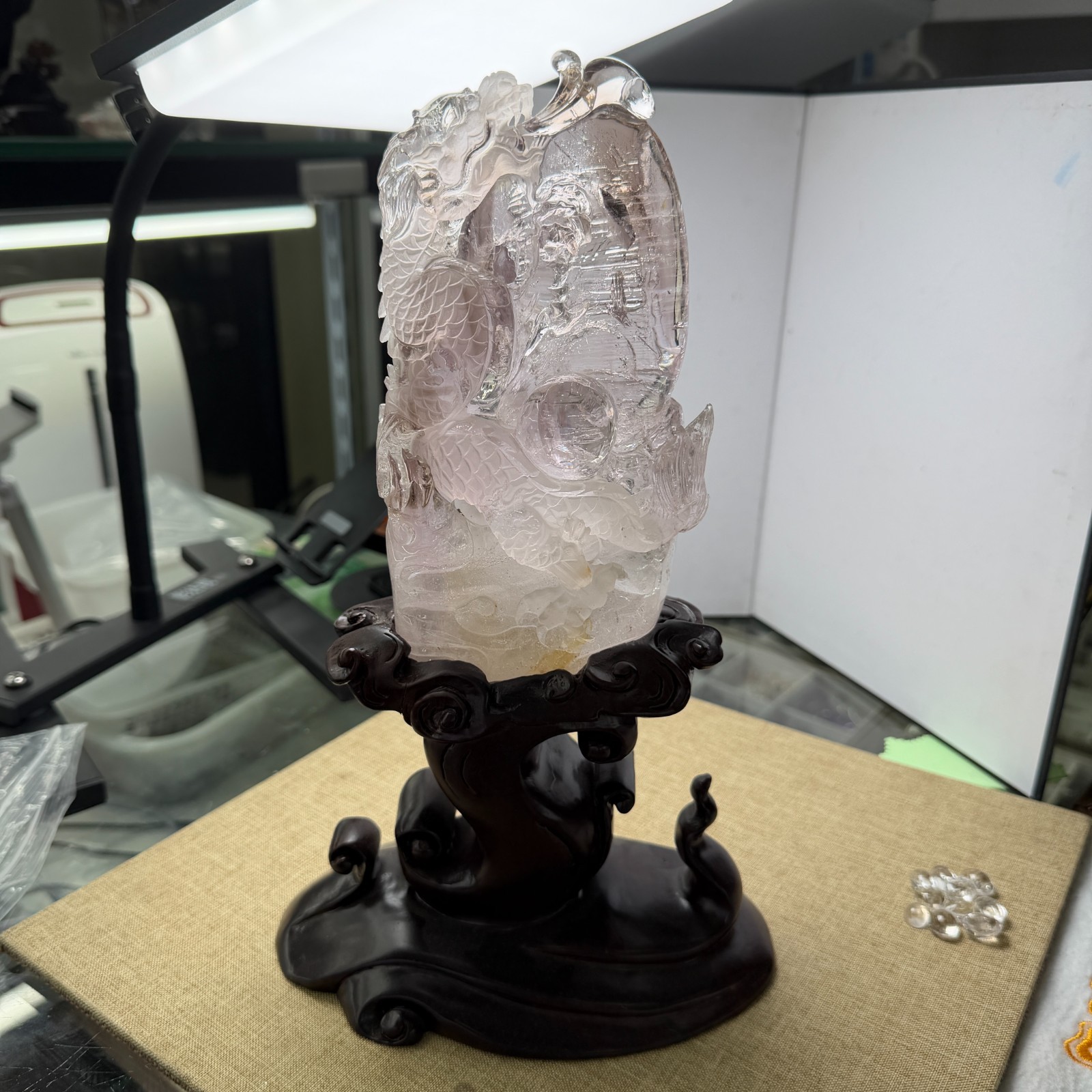 2.95LB Natural Enhydro Quartz Moving Water Drop Specimens carved dragon Reiki 2.95LB Natural Enhydro Quartz Moving Water Drop Specimens carved dragon Reiki