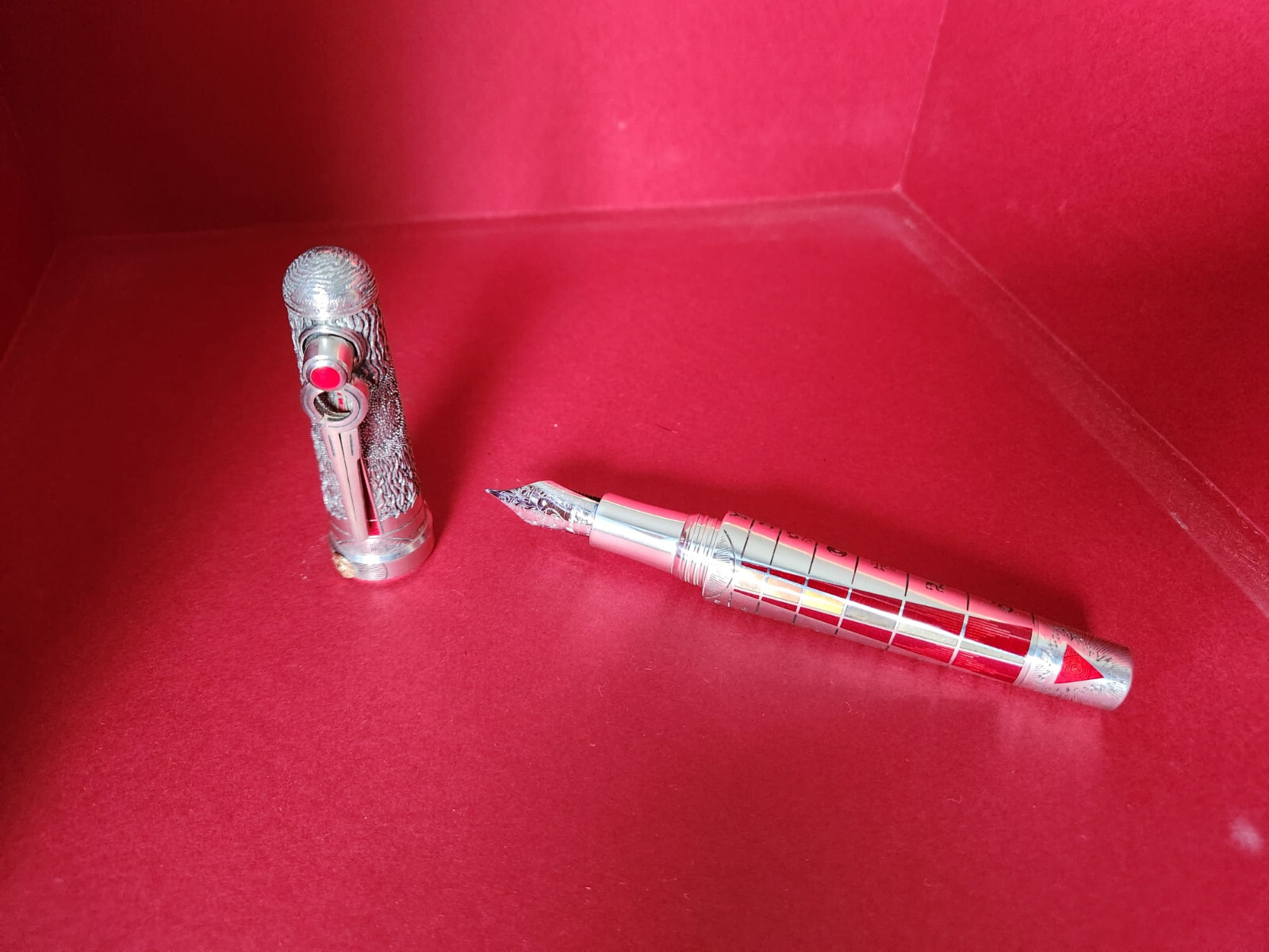 Montegrappa The Alchemist by Paulo Coelho Fountain pen Sterling Silver Fire Montegrappa The Alchemist by Paulo Coelho Fountain pen Sterling Silver Fire